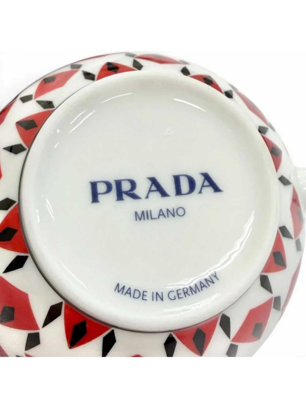 Prada Collection Porcelain Tea Cup Set Vienna Red Cup Saucer Tableware White